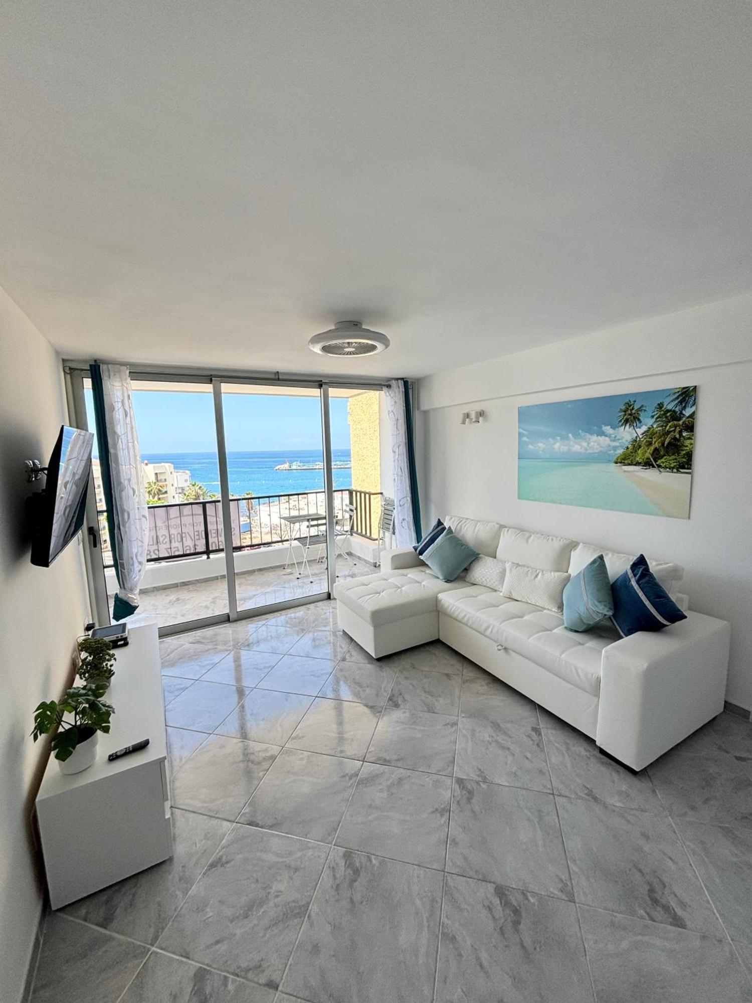 Luxury Ocean View Apartment 6Th Floor Лос Кристианос Екстериор снимка